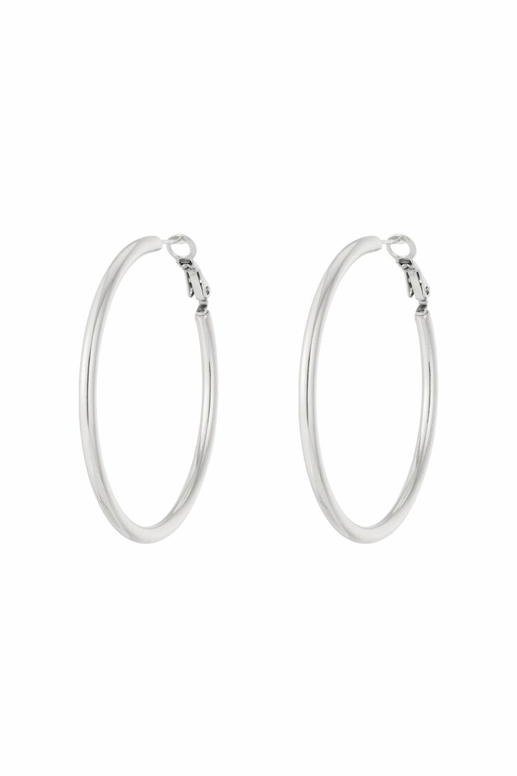 Basic Hoop Earrings Silver