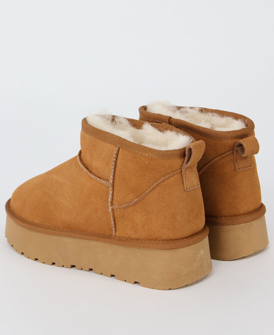 Huggs Boots Platform Camel