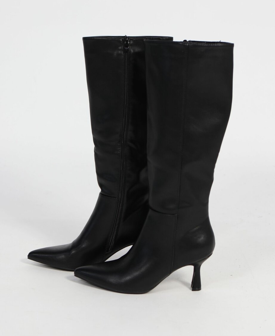 Kitten Heel Boots Black