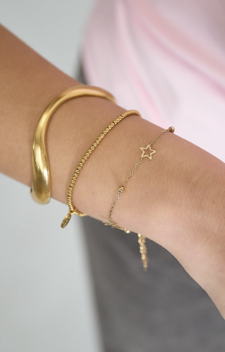 Star With Dots Bracelet Gold