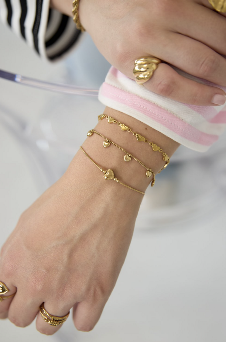 Little Heart Bracelet Gold