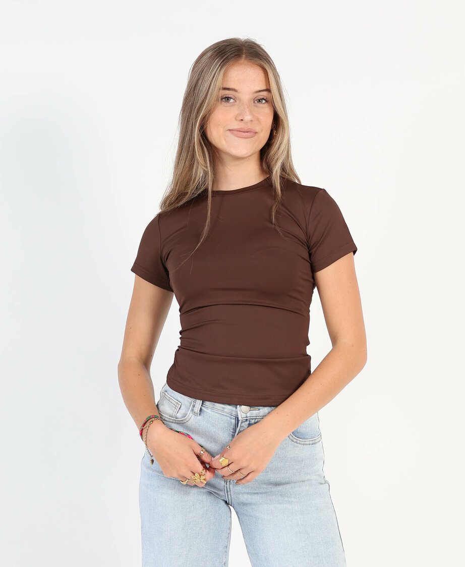 Basic Tee Chocolate