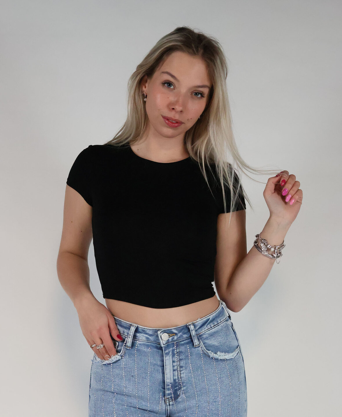 Leela Short Top Black