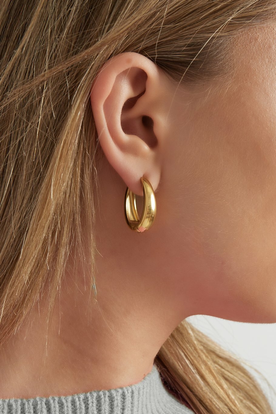Classy Hoops Earrings Gold