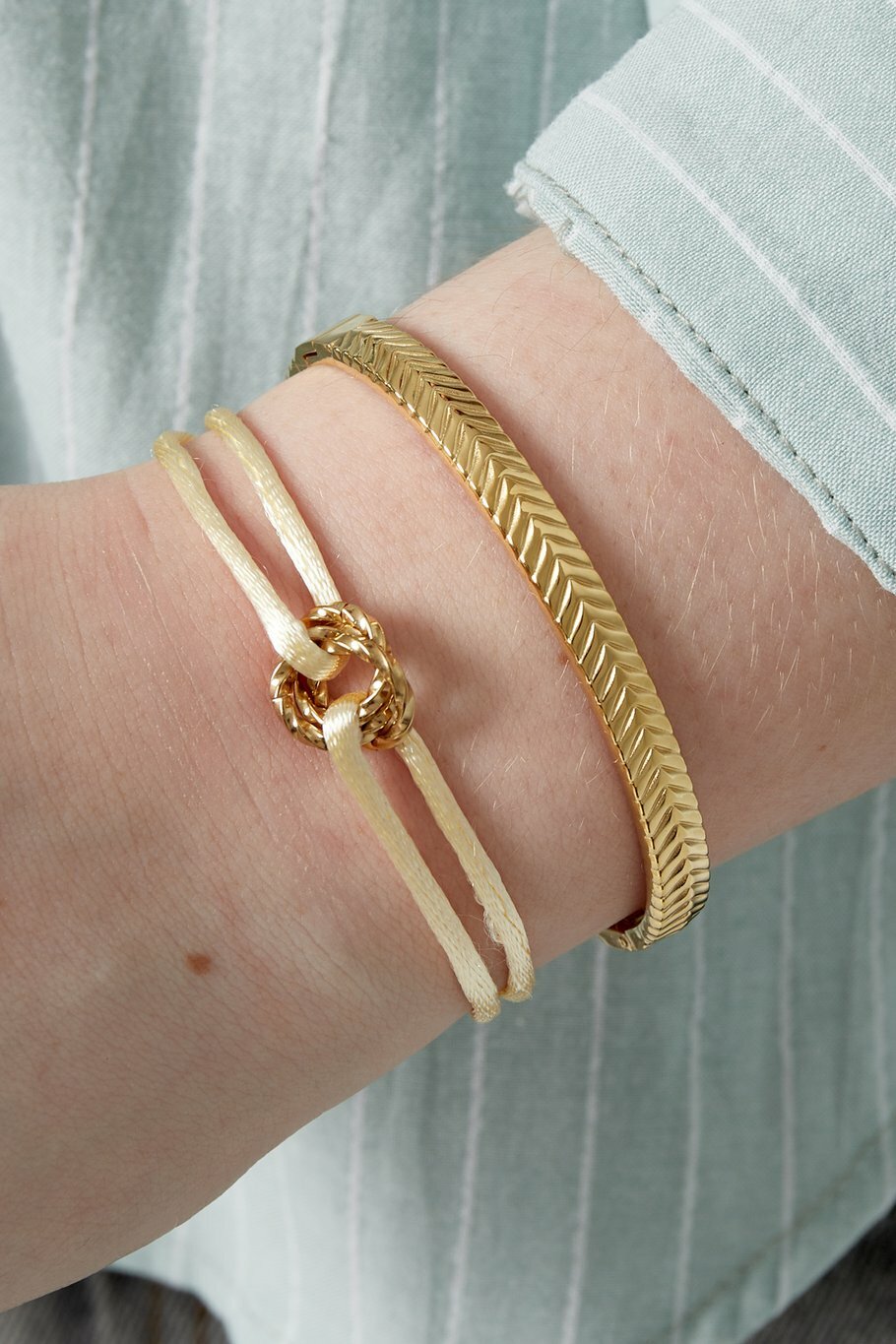 Summery Infinity Bracelet Purple