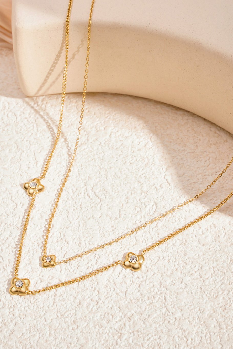 Flowery Necklace Gold