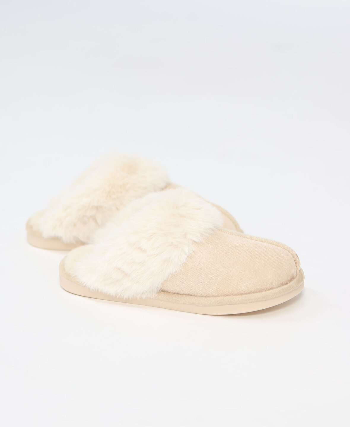 Cozy Slippers Beige