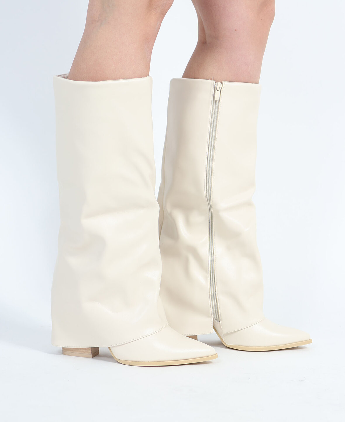 Going Out Boots Cr&egrave;me