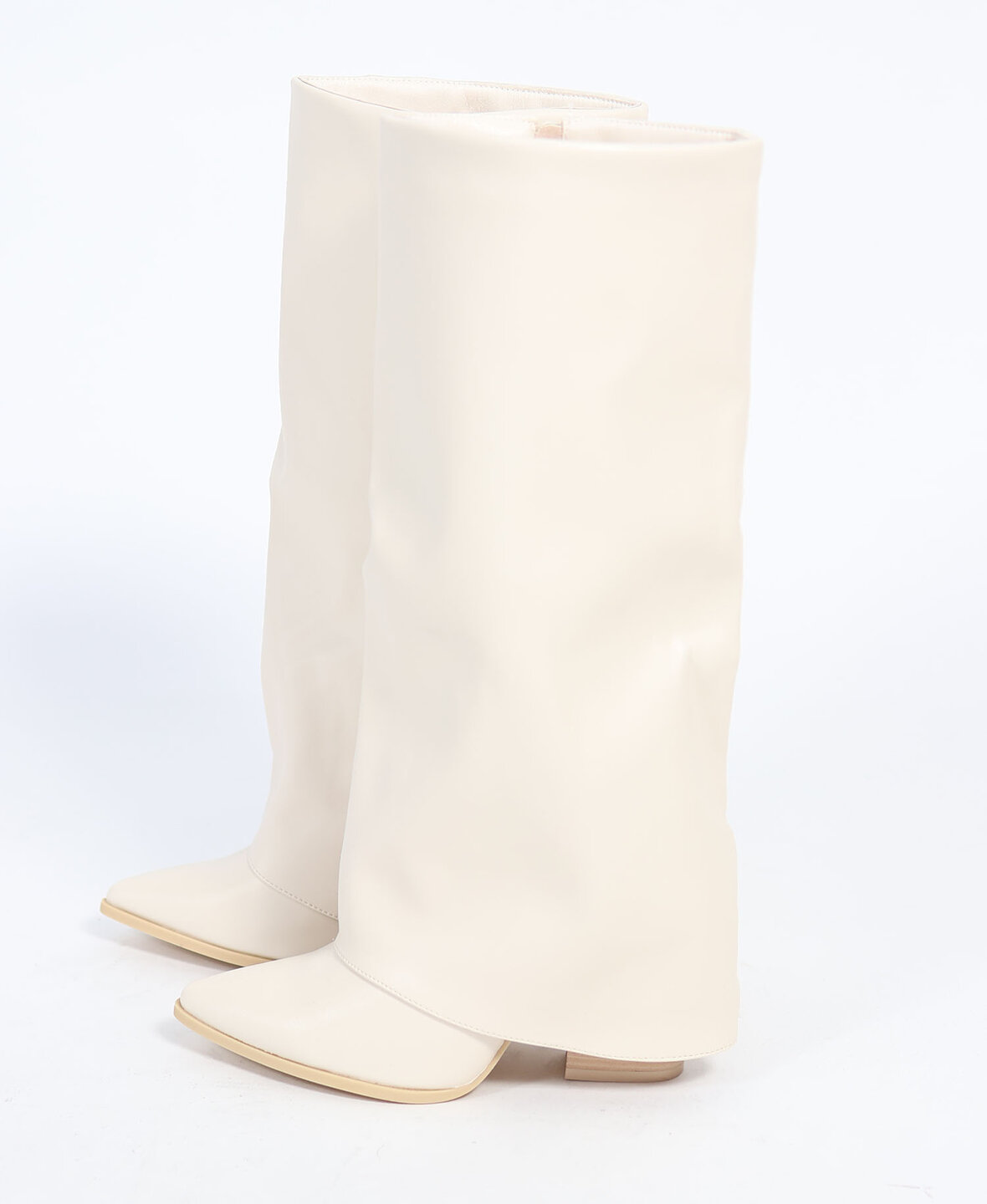 Going Out Boots Cr&egrave;me